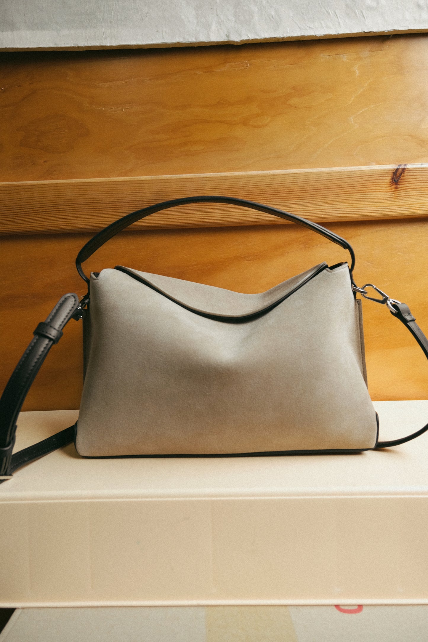 Helia Handbag Suede Sand