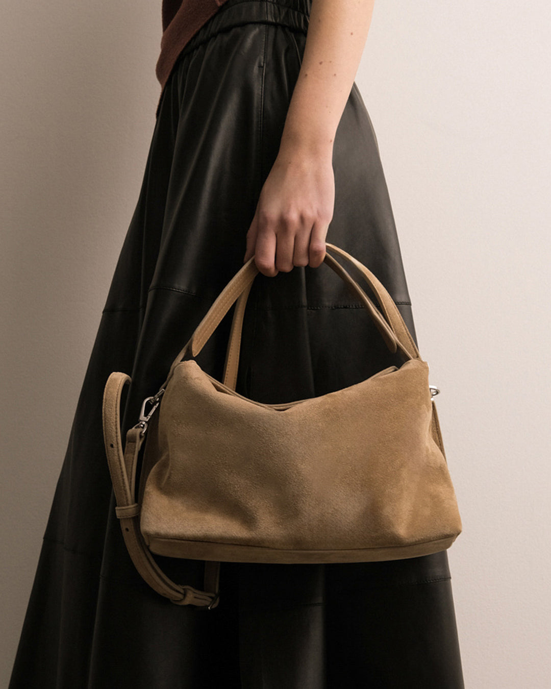 Hera Handbag Suede Sand