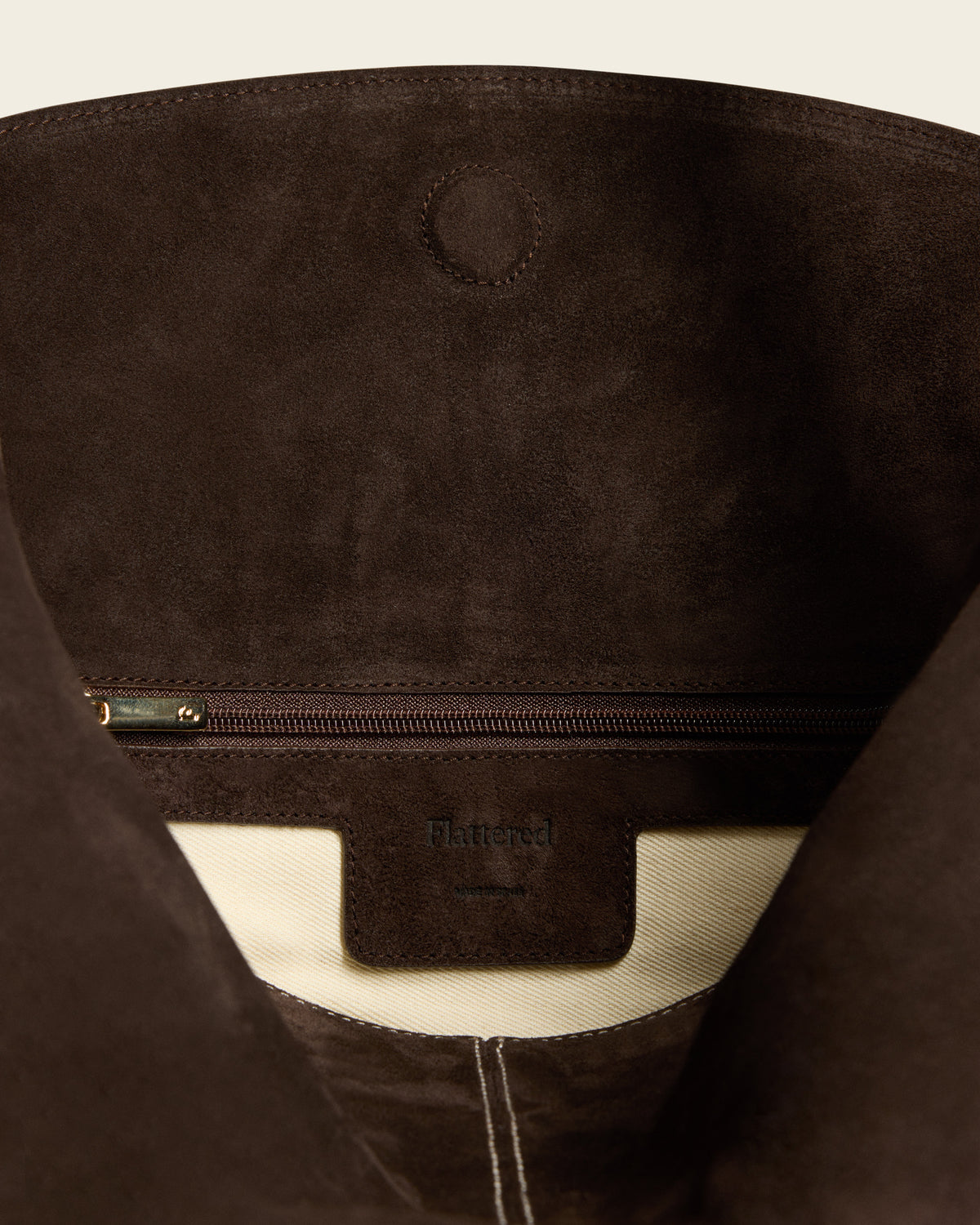 Alda Grande Shoulder Bag Suede Chocolate