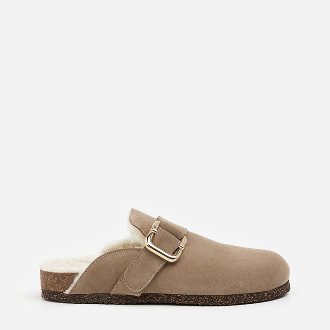 Cora Suede Sand