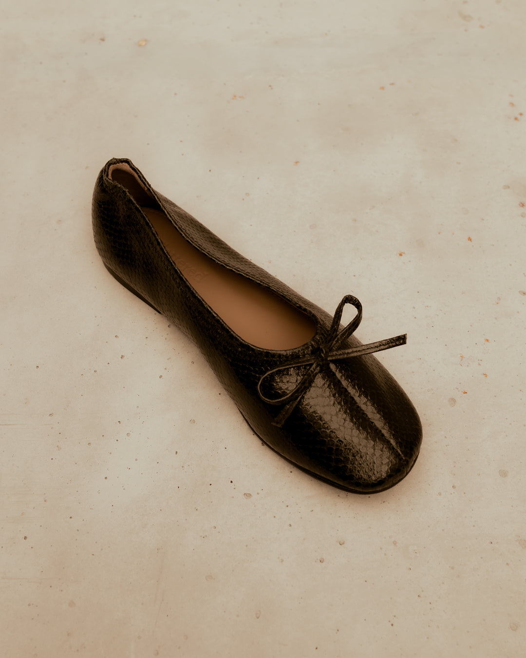 Flattered - Crafted Footwear and Leather Goods