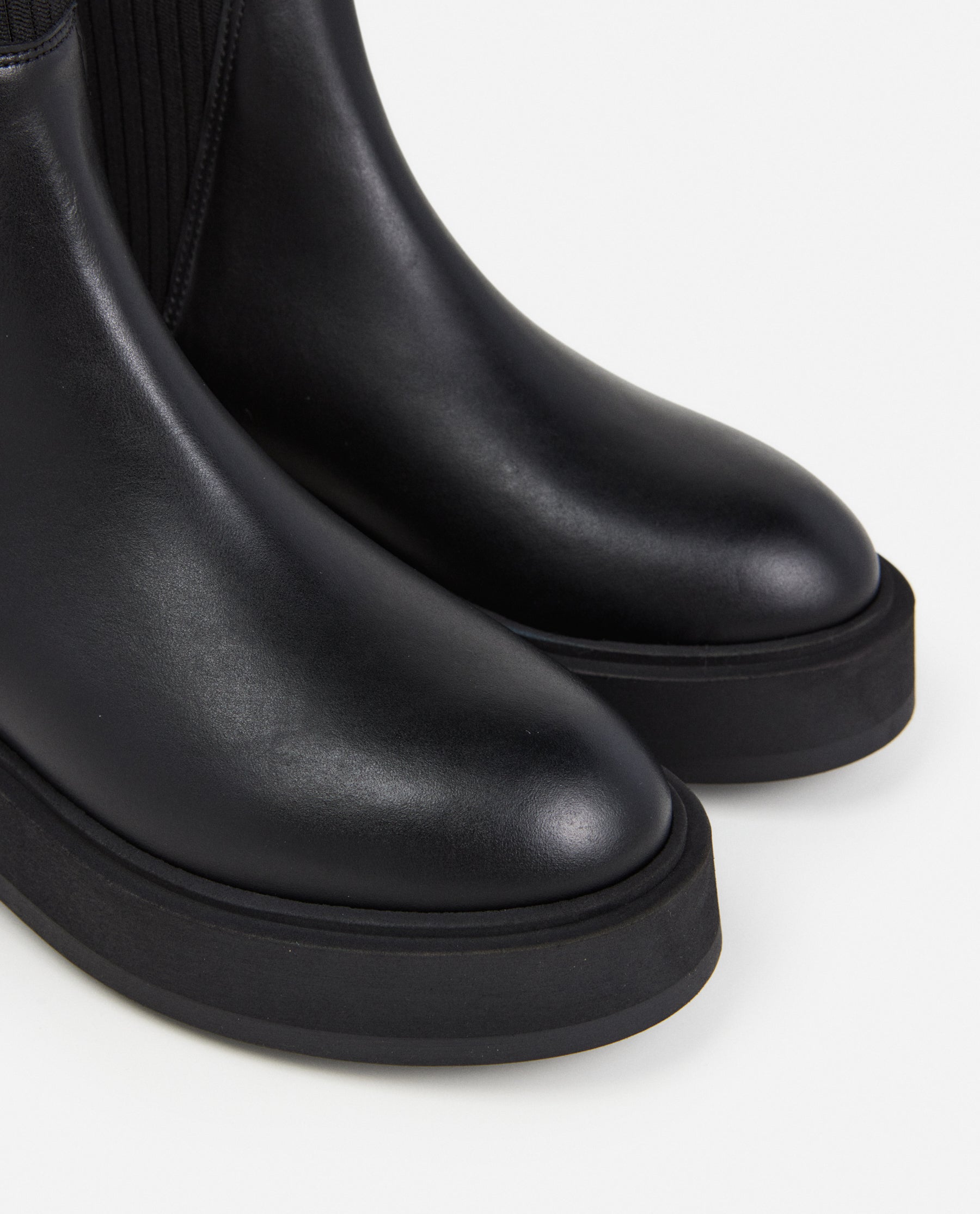 Aurora Leather Black Boot – Flattered
