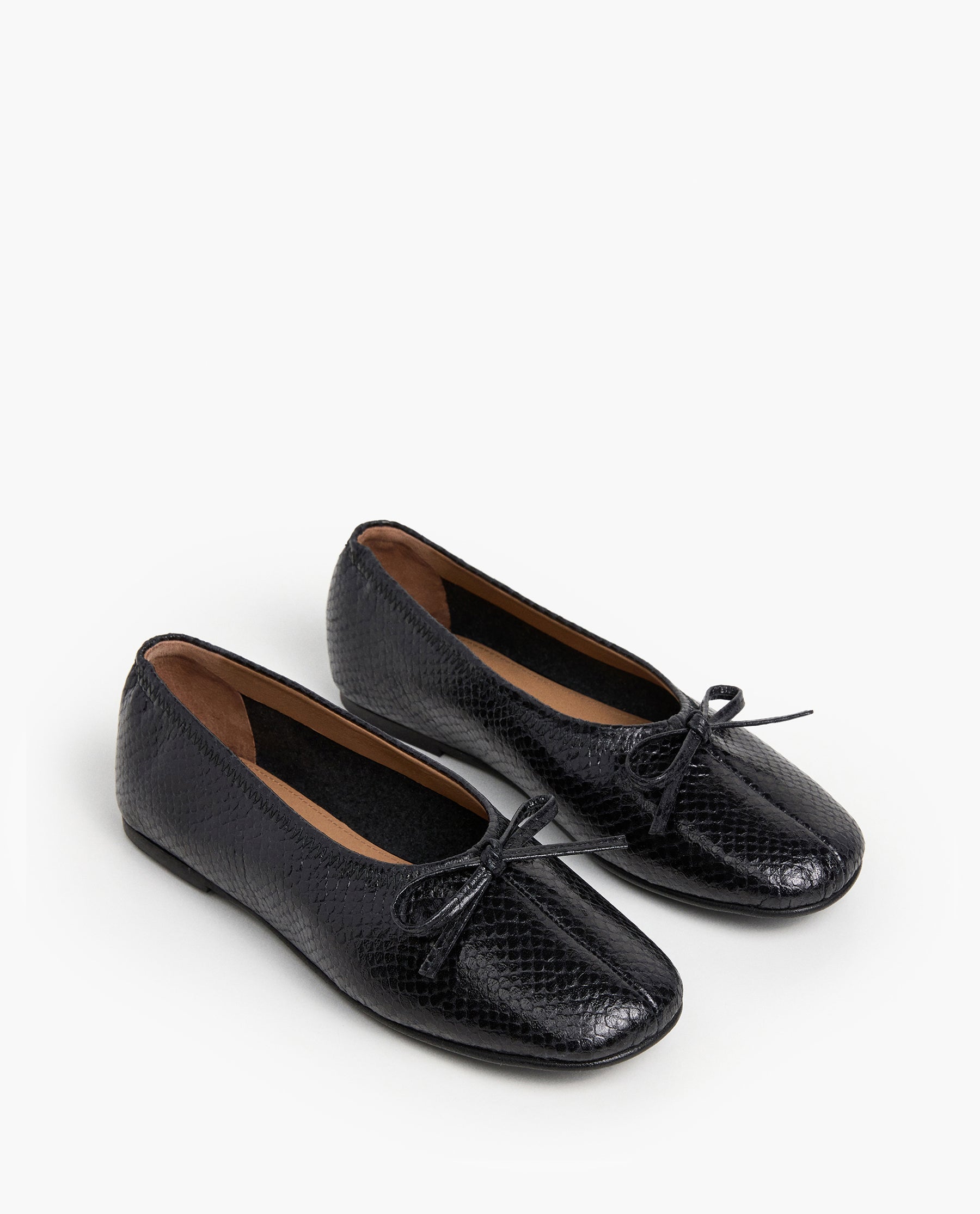 Blaise Leather Black Snake Embossed