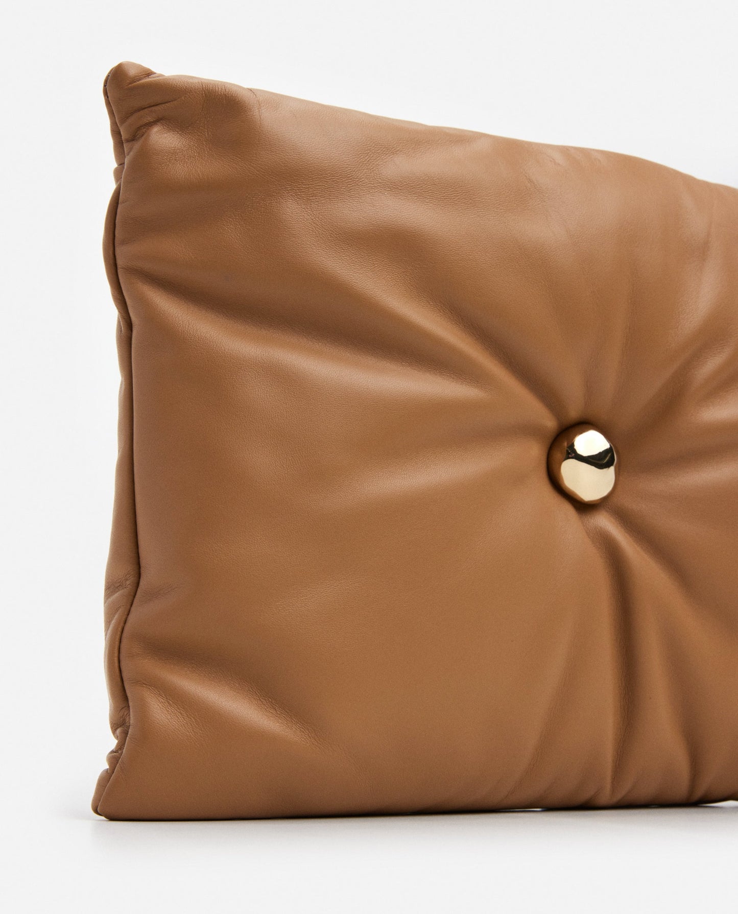 Pia Pillow Clutch Leather Camel