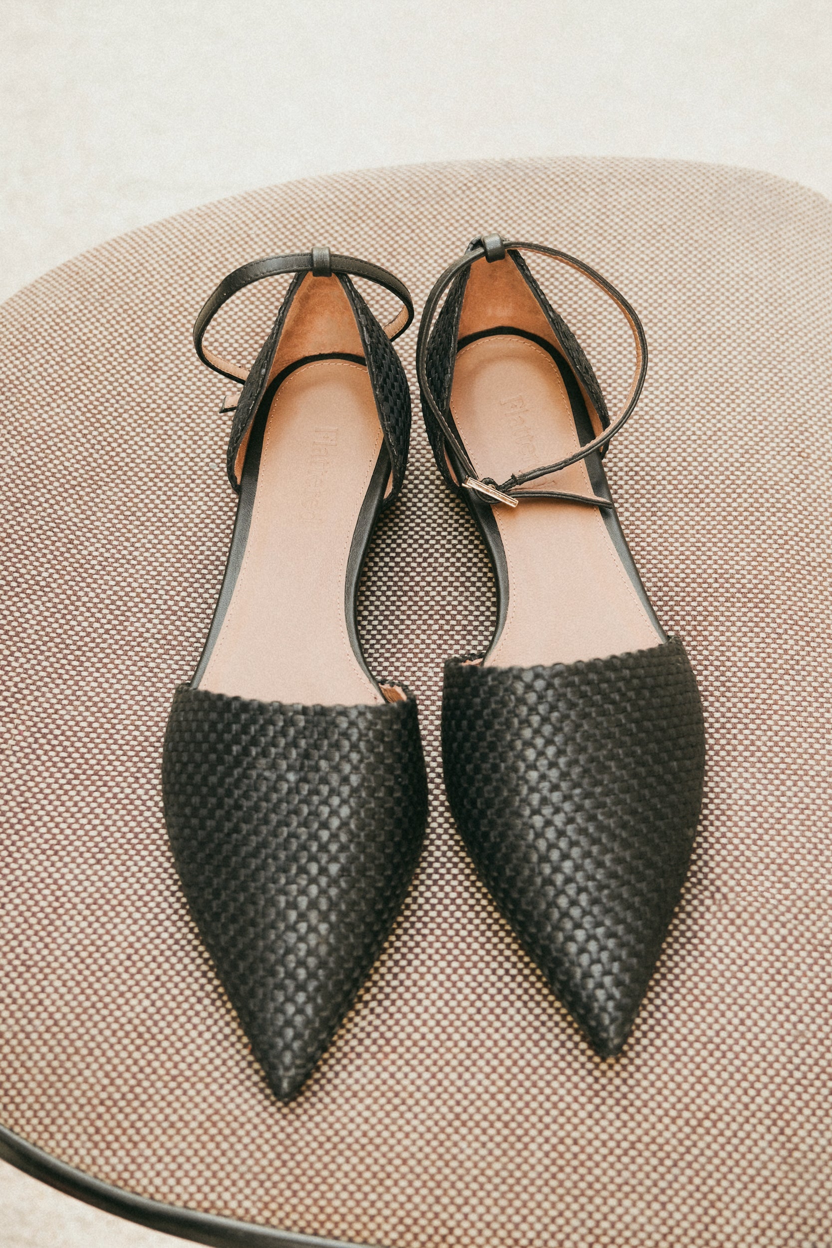 Frankie Small Weave Black
